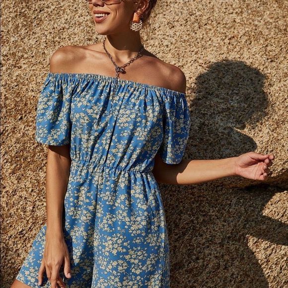 Boho floral Off-Shoulder Romper - Picture 3 of 4